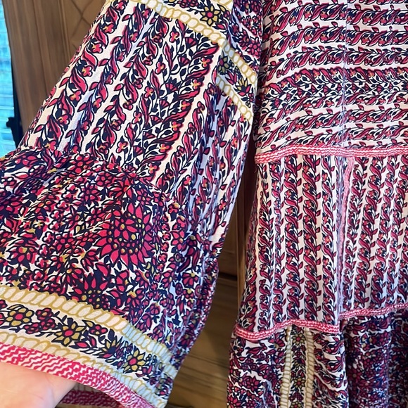 Anthropology Maeve Top - perfect for spring 🌸 - Picture 3 of 4